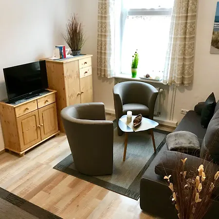 Abelia Gaestehaeuser *