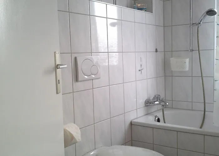 Abelia Gaestehaeuser * Helmstedt